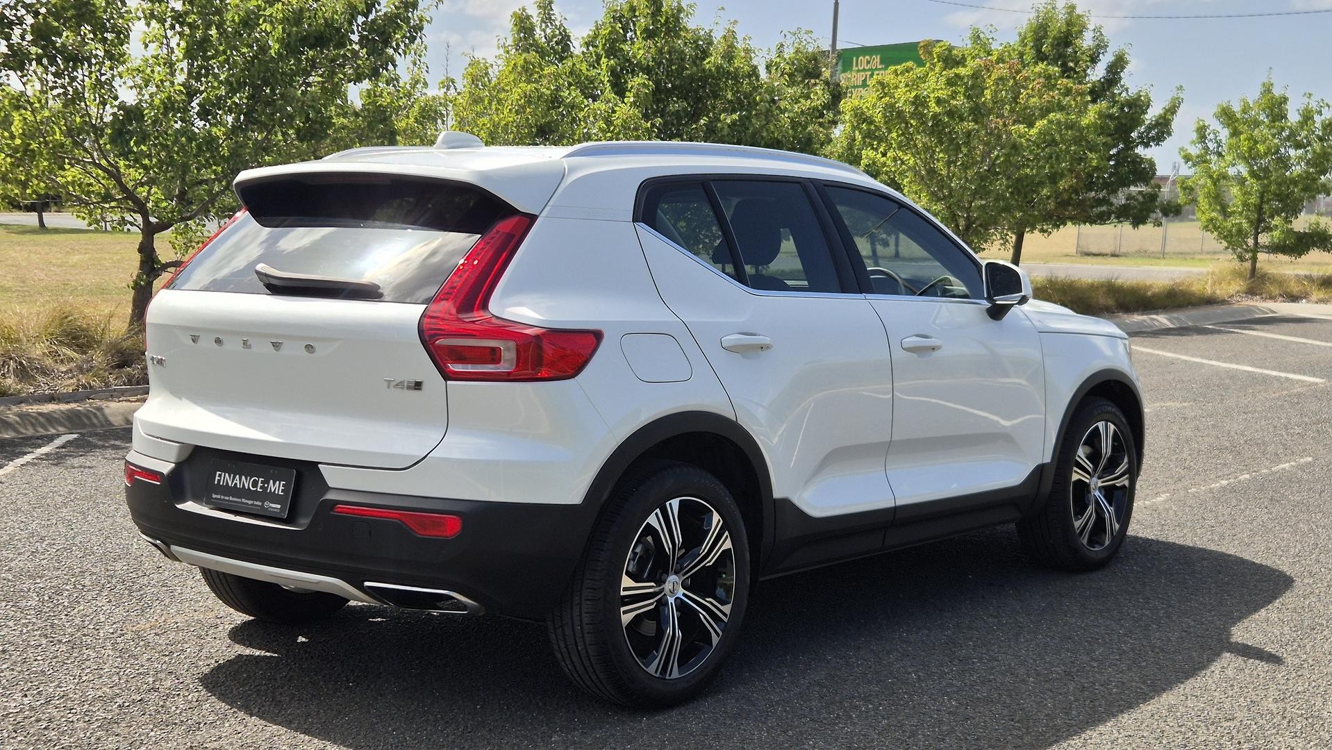 Volvo Xc40 image 4