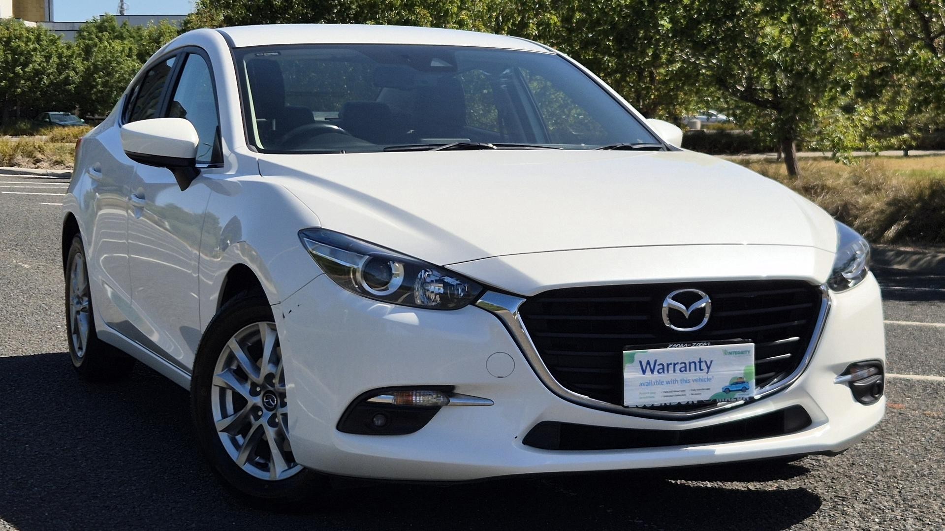 Mazda 3 image 1