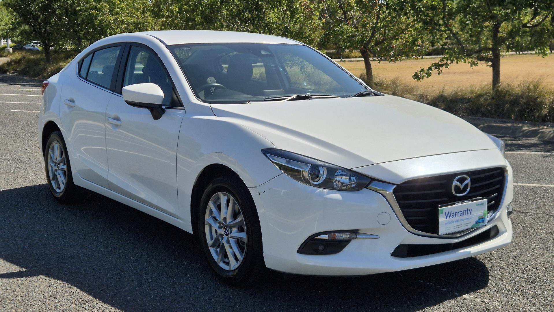 Mazda 3 image 2