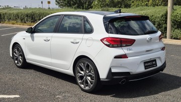https://dvg-vehicle-assets.s3.amazonaws.com/W012833/1e9zgl8psozqup0z6khe37u0r.jpg