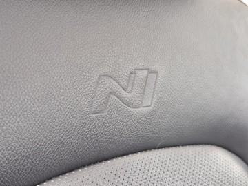 https://dvg-vehicle-assets.s3.amazonaws.com/W012833/4ii0yptvicdr7px3f0q2gpd2x.jpg