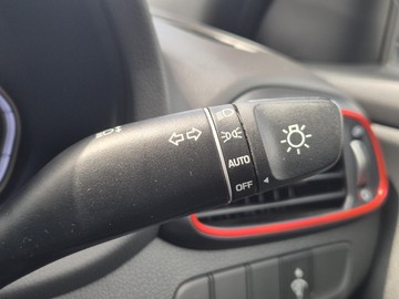 https://dvg-vehicle-assets.s3.amazonaws.com/W012833/9vy1cb4smz1e7906xvik93ru1.jpg
