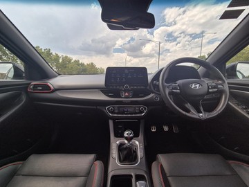 https://dvg-vehicle-assets.s3.amazonaws.com/W012833/es0rp0cplwmkcvwalrj818euv.jpg