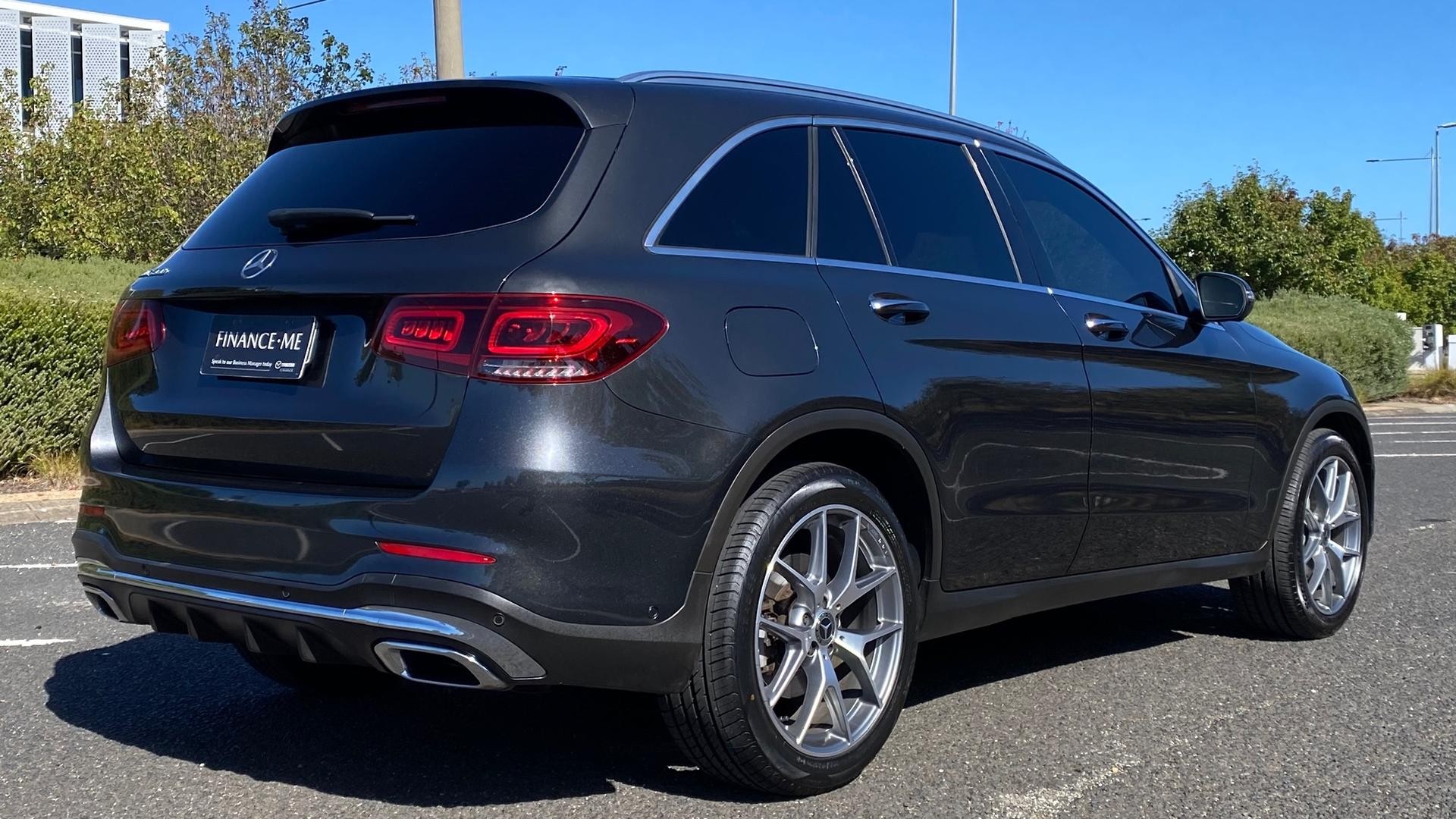 Mercedes Benz Glc-class image 4