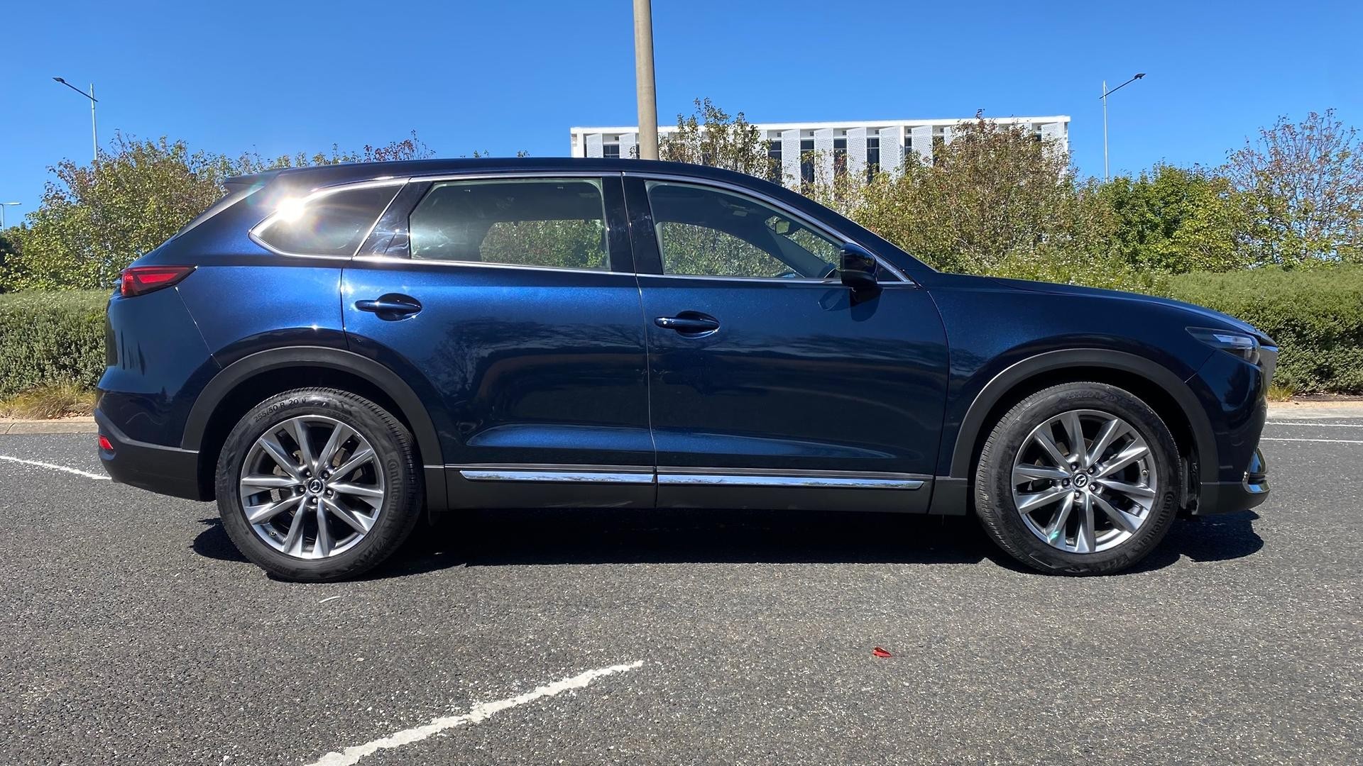 Mazda Cx-9 image 3