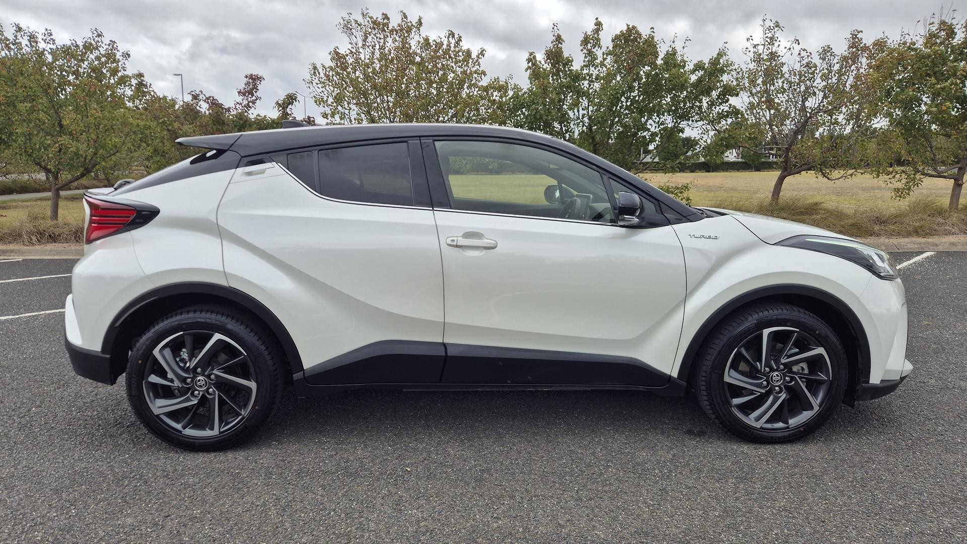 Toyota C-hr image 3