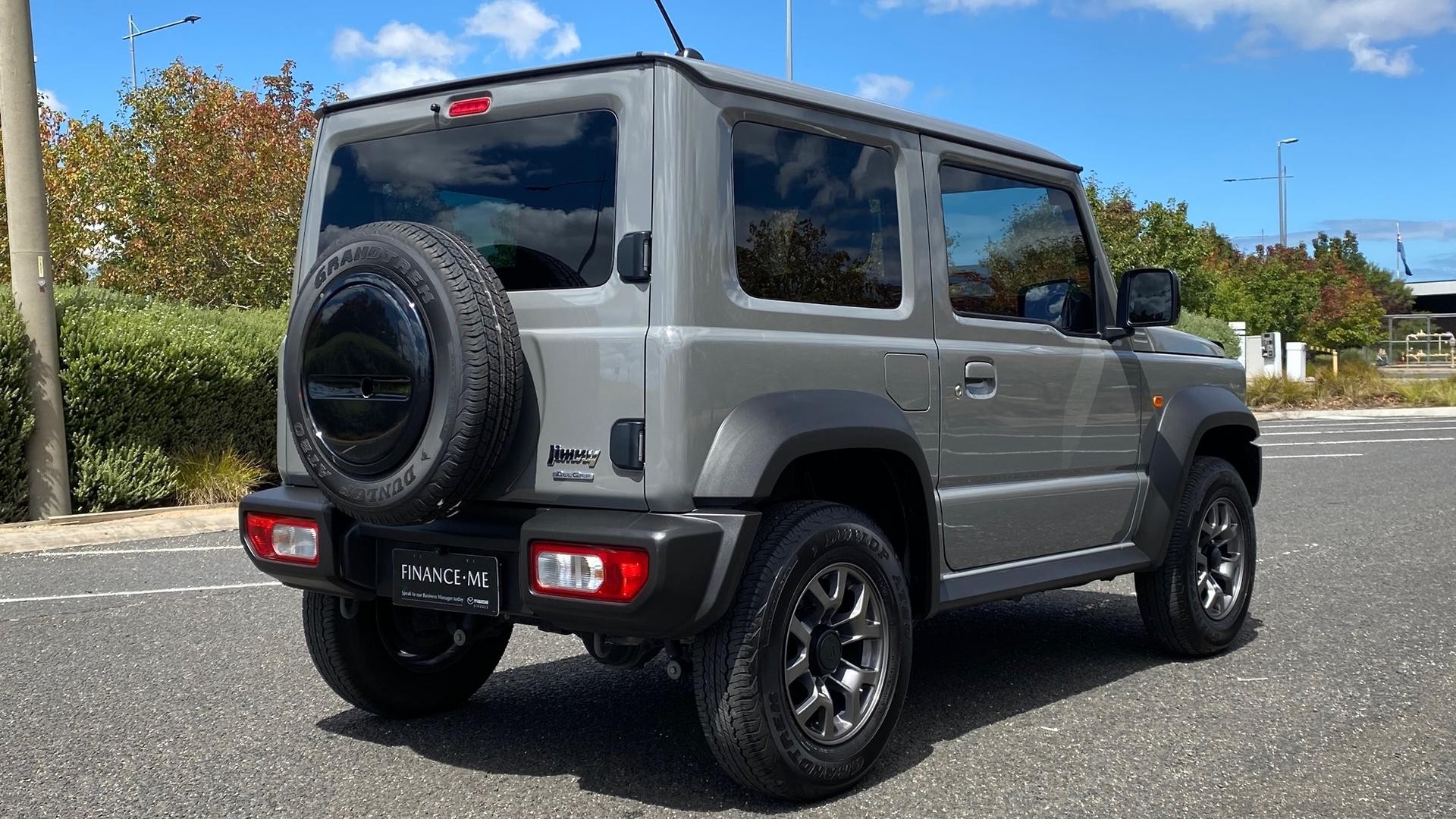 Suzuki Jimny image 4