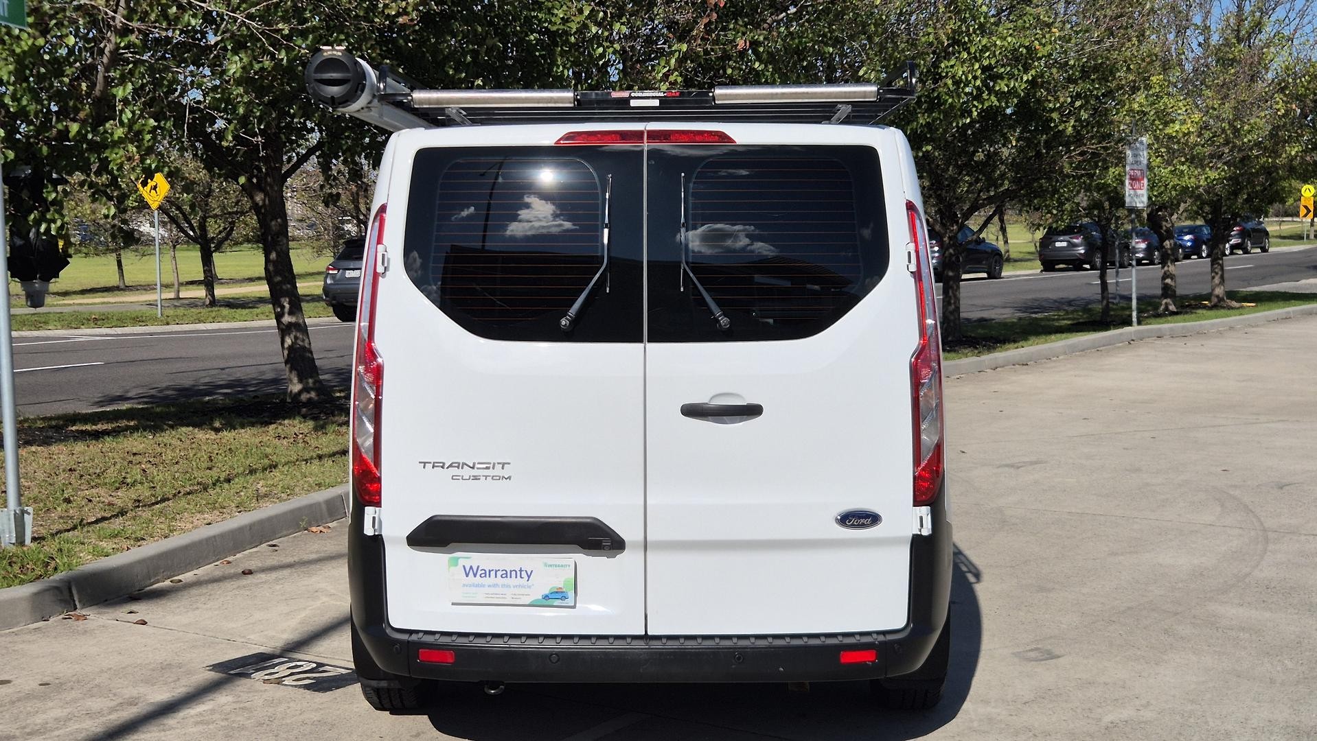 Ford Transit Custom image 4
