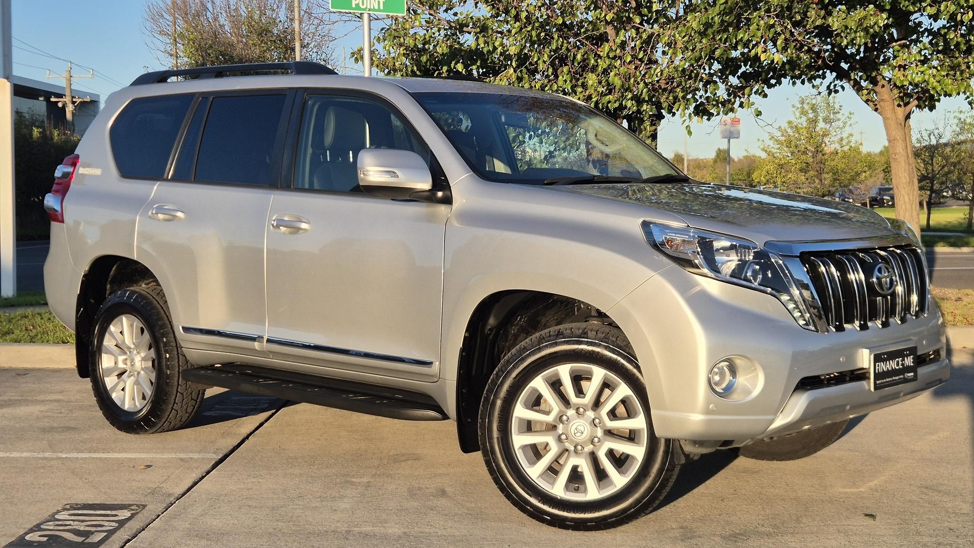 Toyota Landcruiser Prado image 1