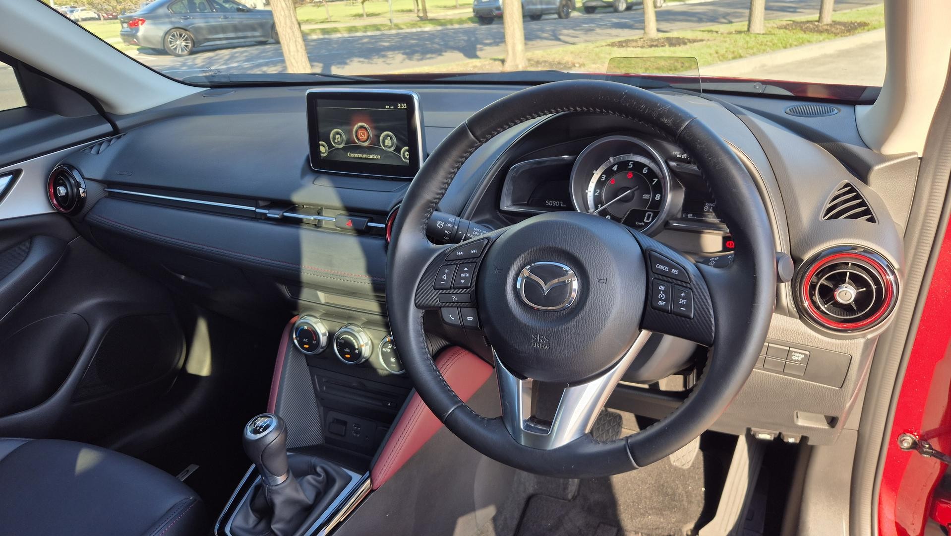 Mazda Cx-3 image 2