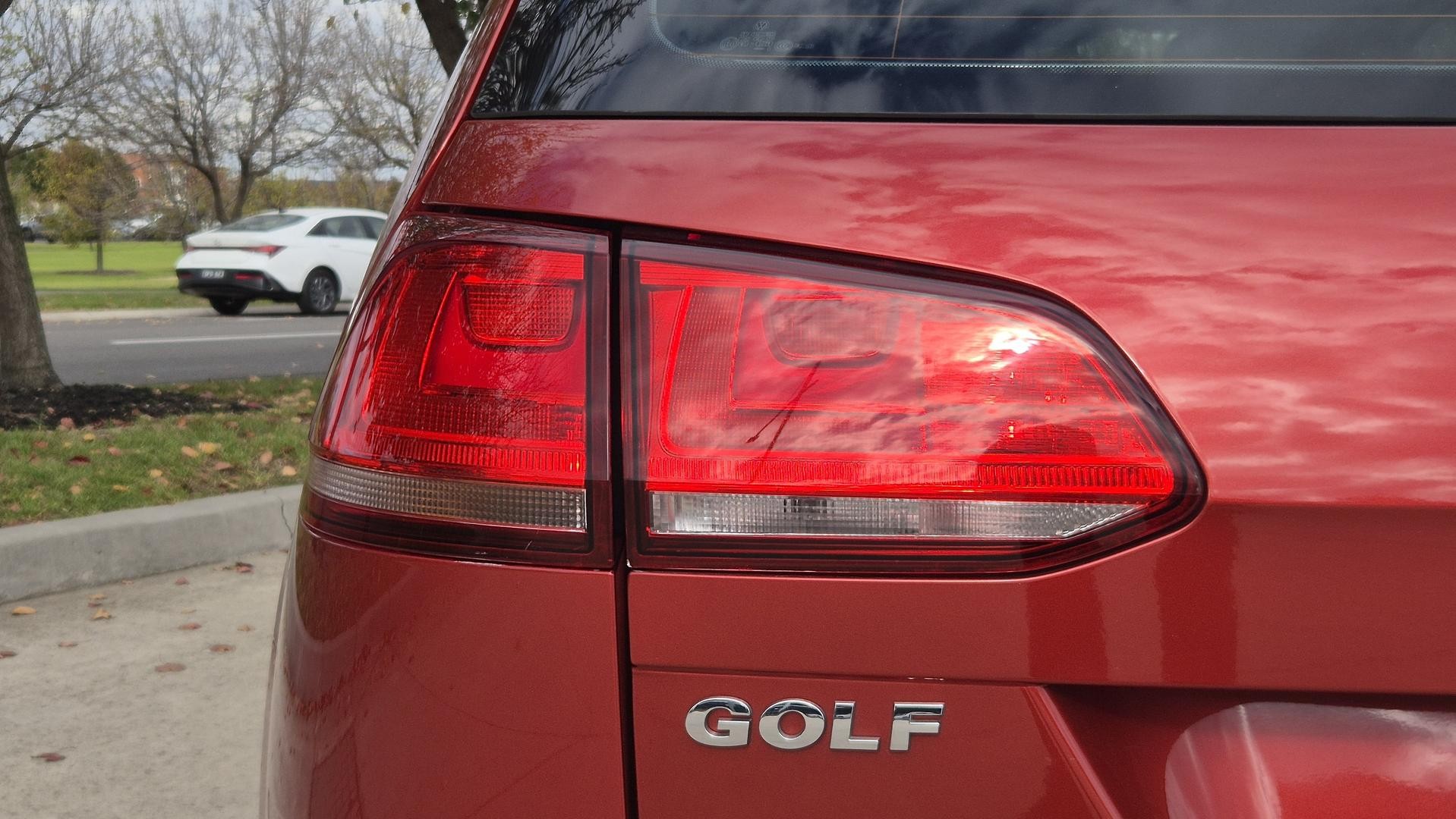 Volkswagen Golf image 3