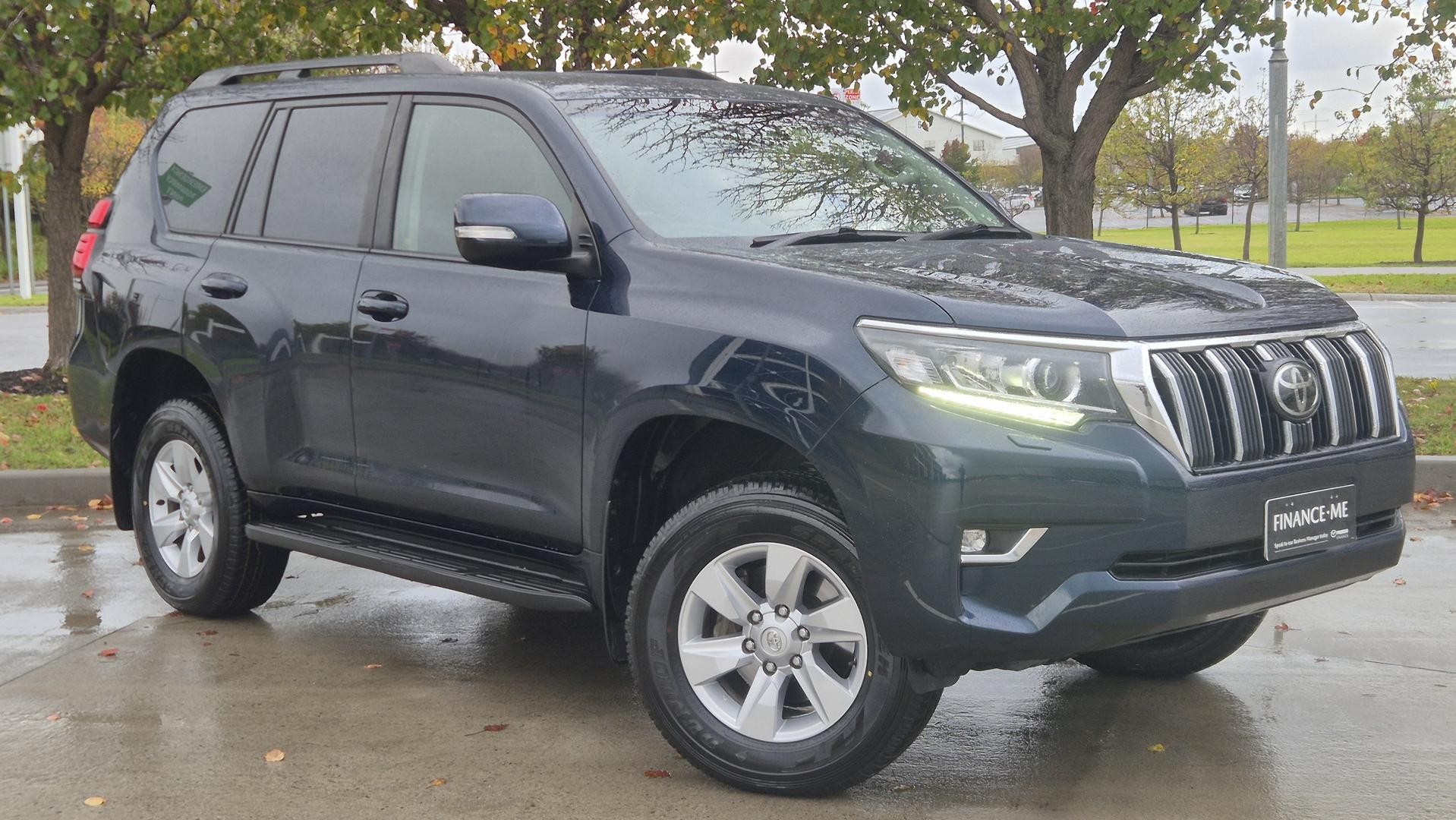 Toyota Landcruiser Prado image 1