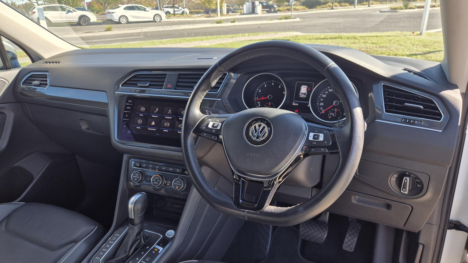 Volkswagen Tiguan image 2
