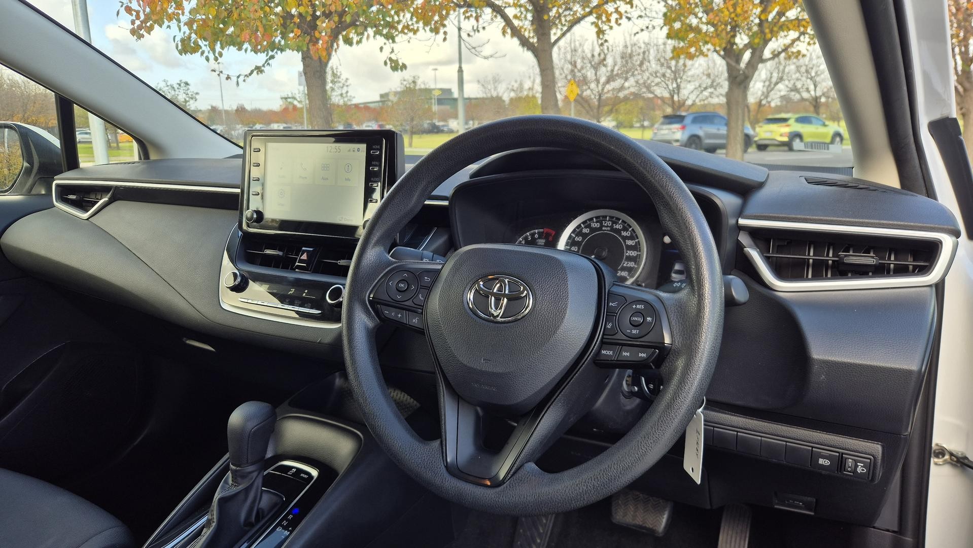 Toyota Corolla image 2