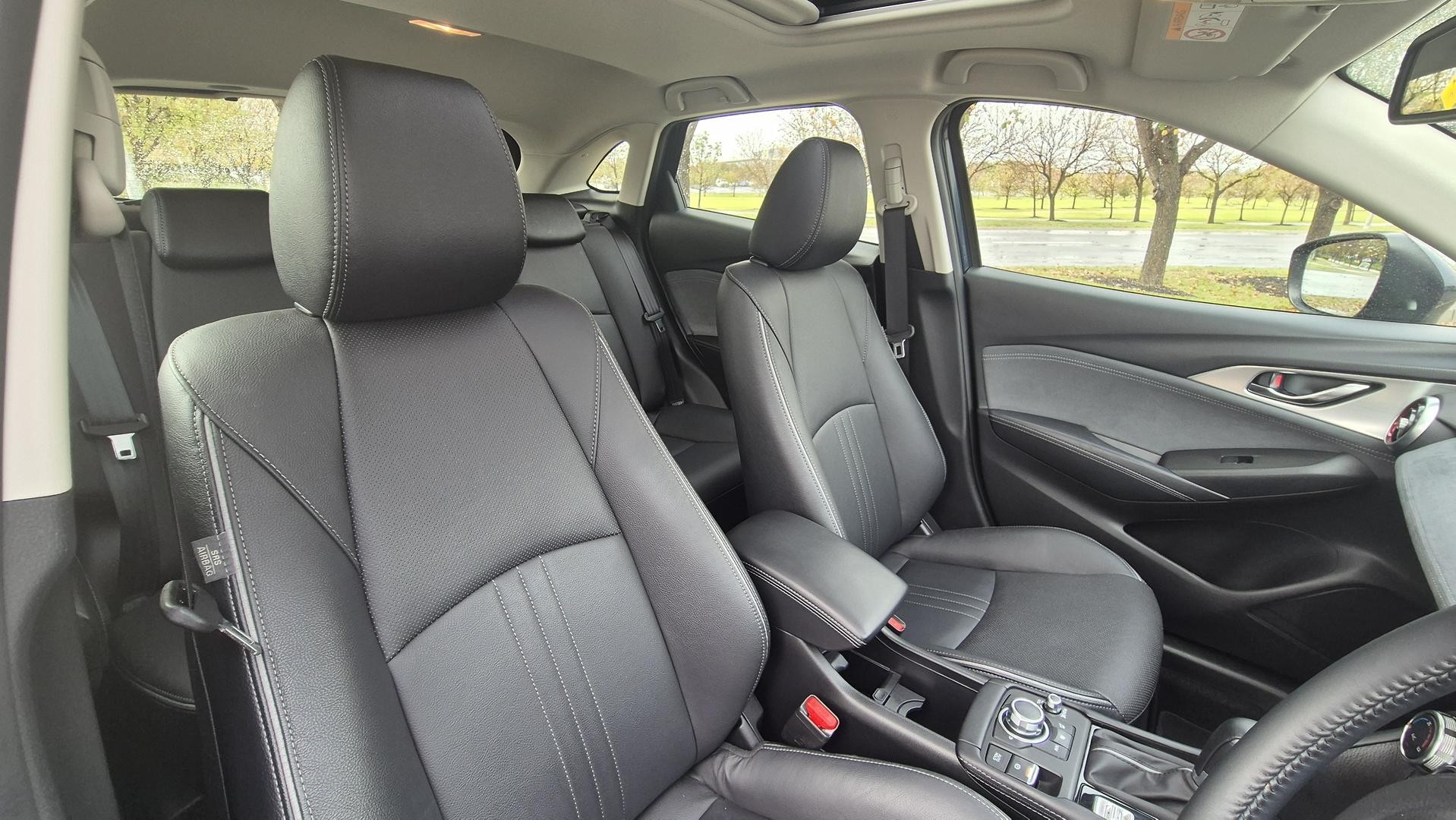 Mazda Cx-3 image 2
