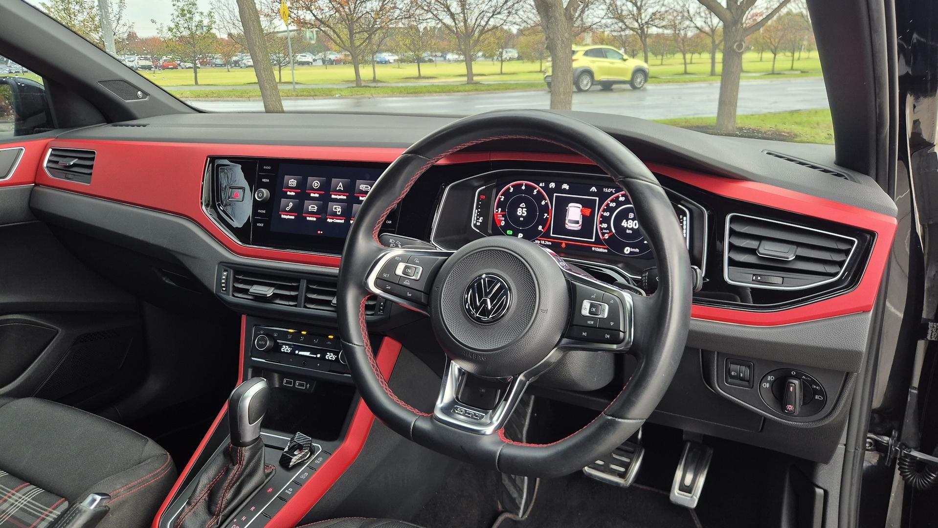 Volkswagen Polo image 2