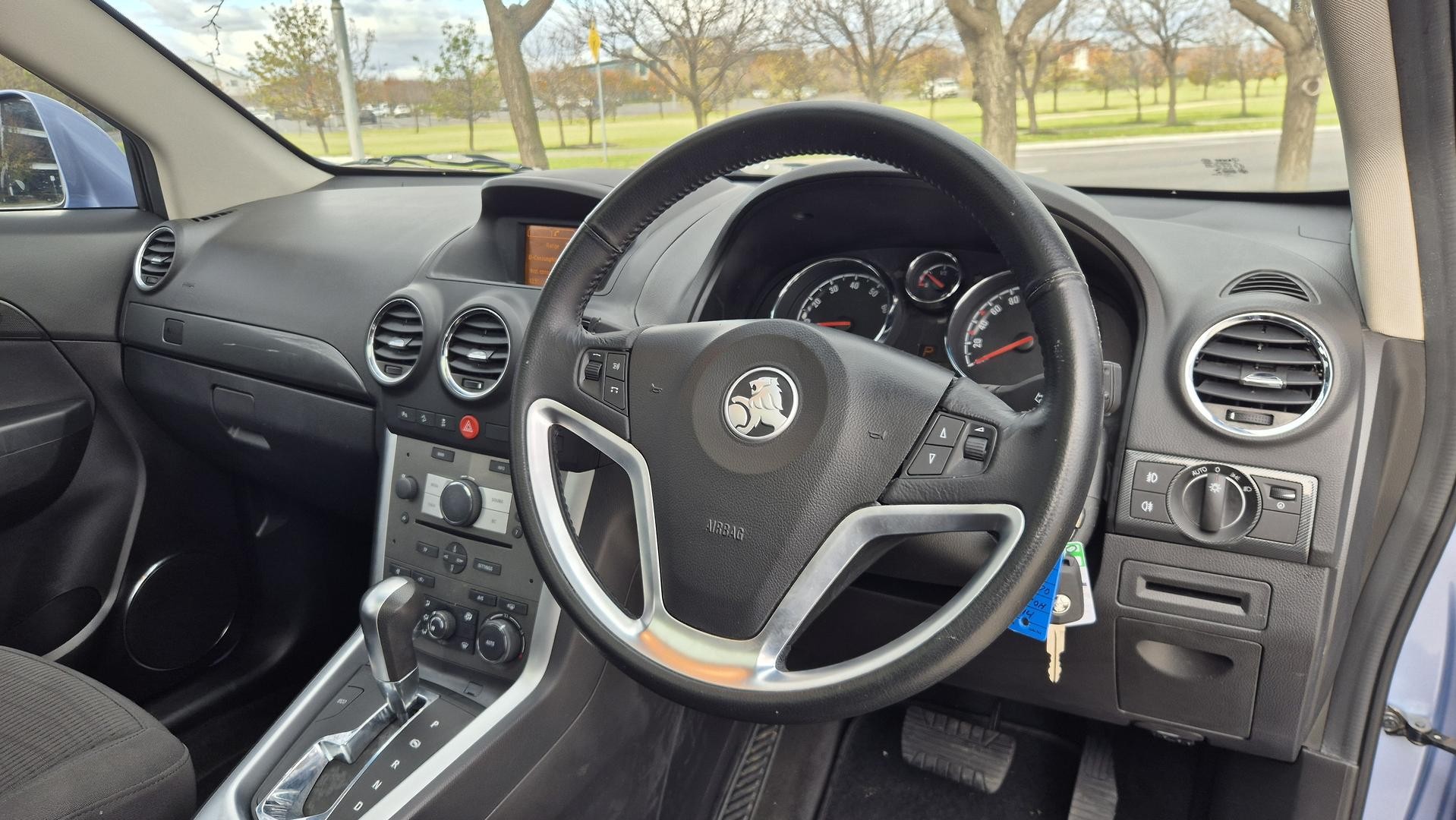 Holden Captiva image 2