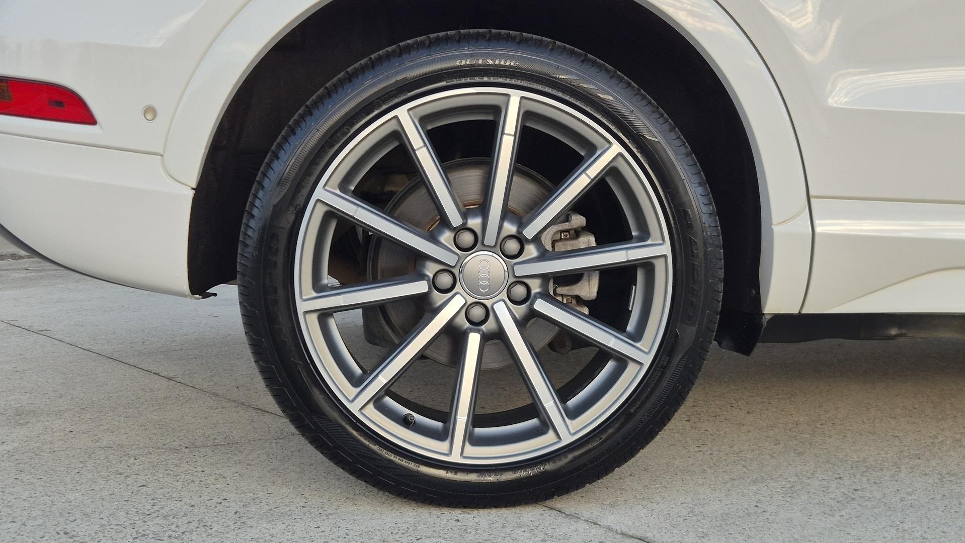 Audi Q3 image 4
