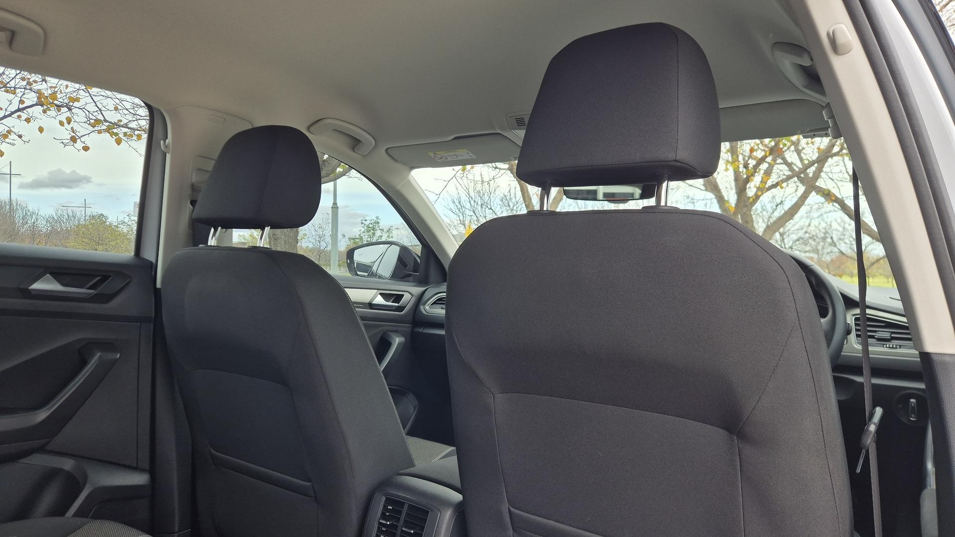 Volkswagen T-roc image 4