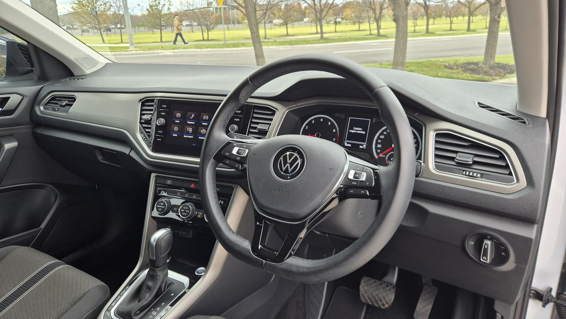 Volkswagen T-roc image 3