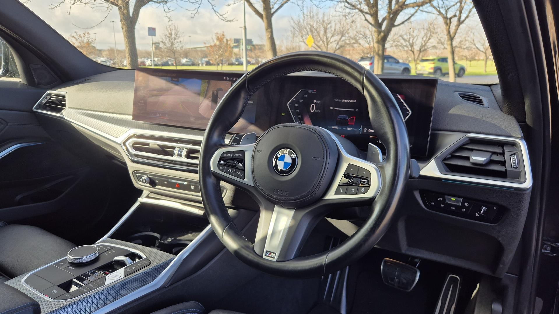 BMW 3 Series image 2