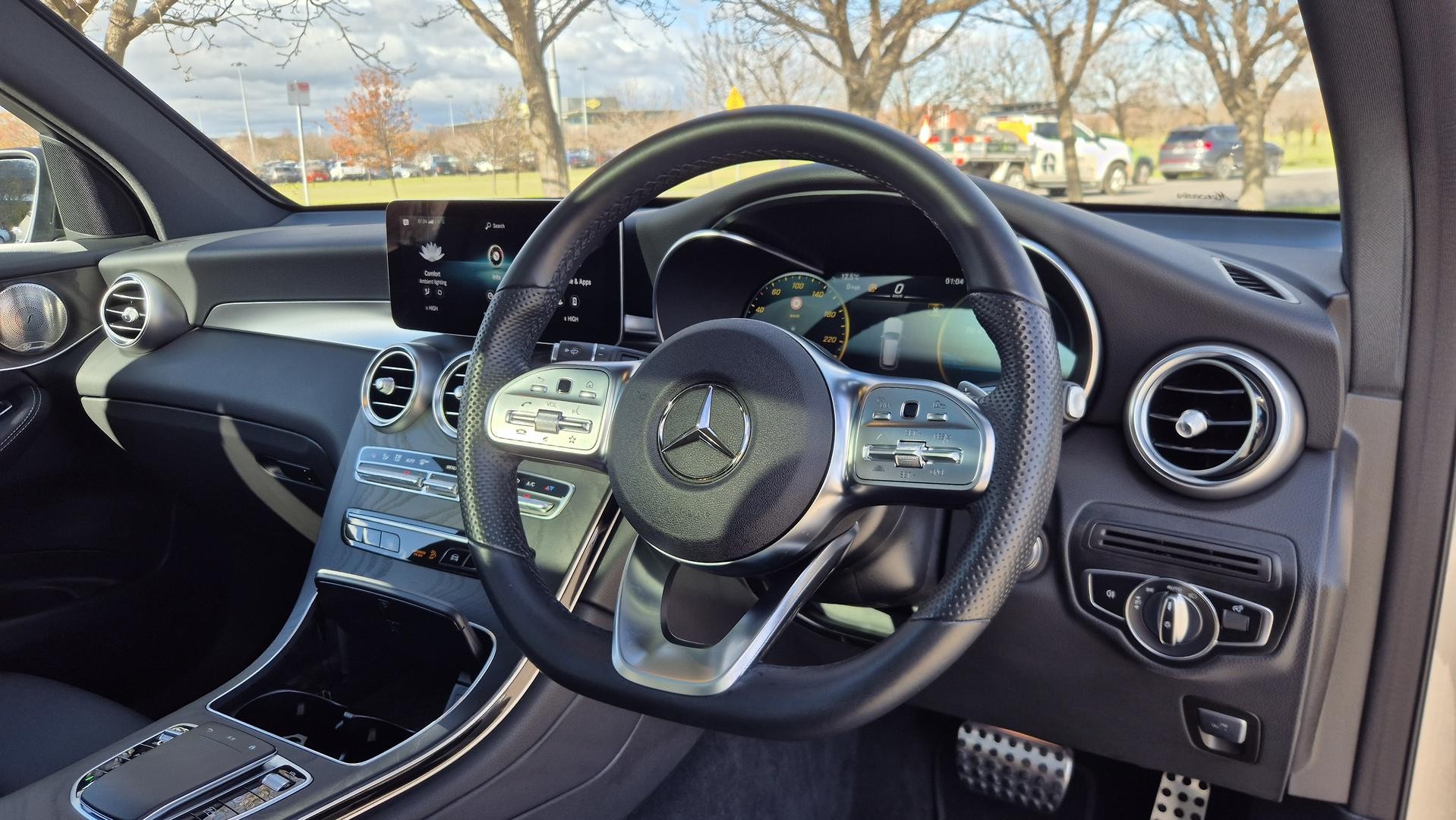 Mercedes Benz Glc-class image 2