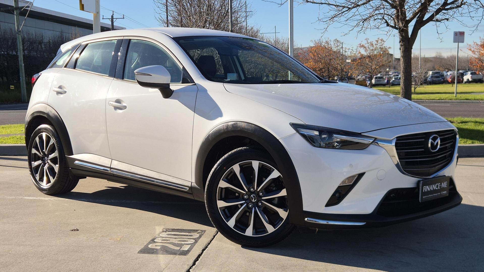 Mazda Cx-3 image 1