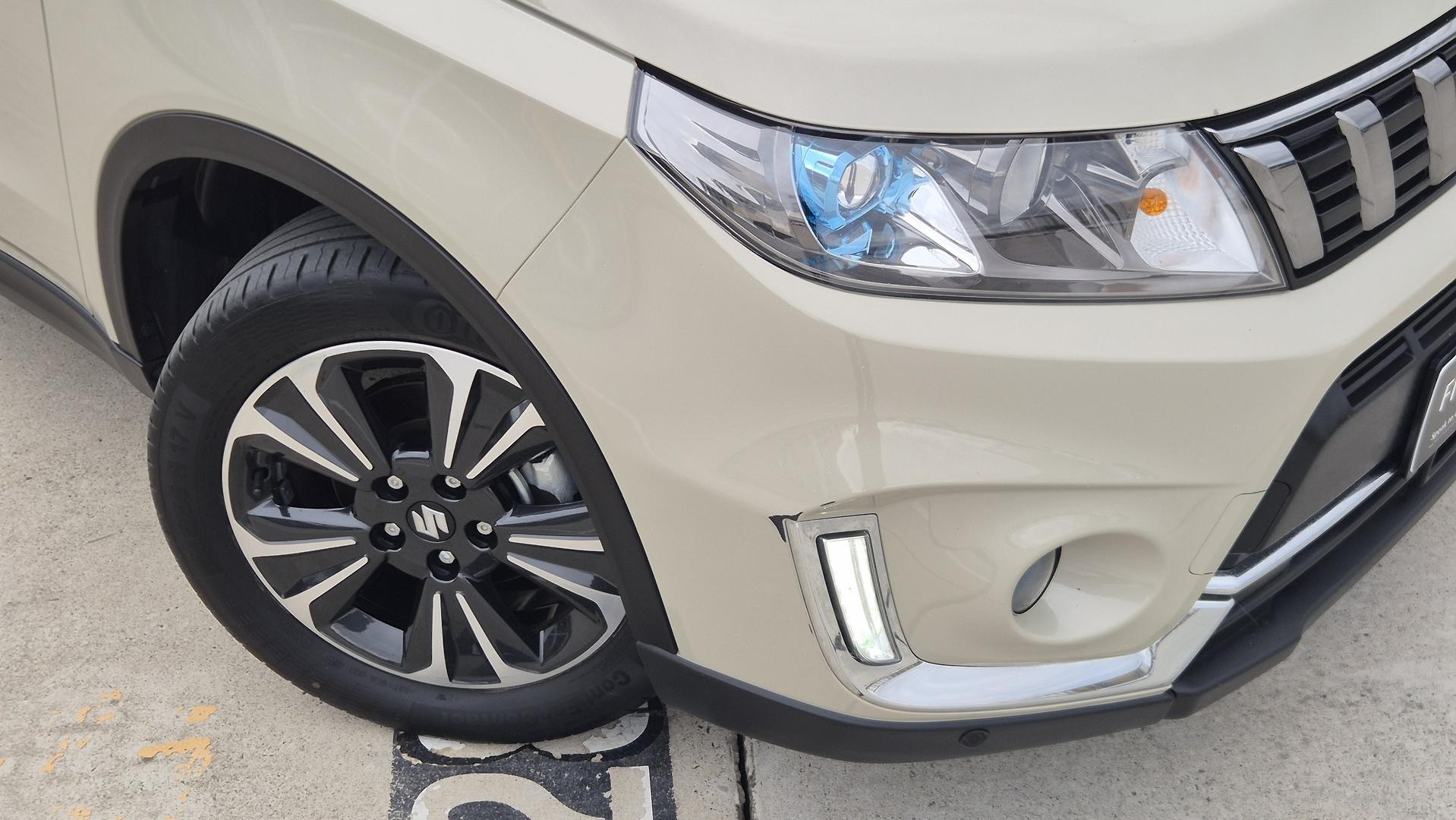 Suzuki Vitara image 3
