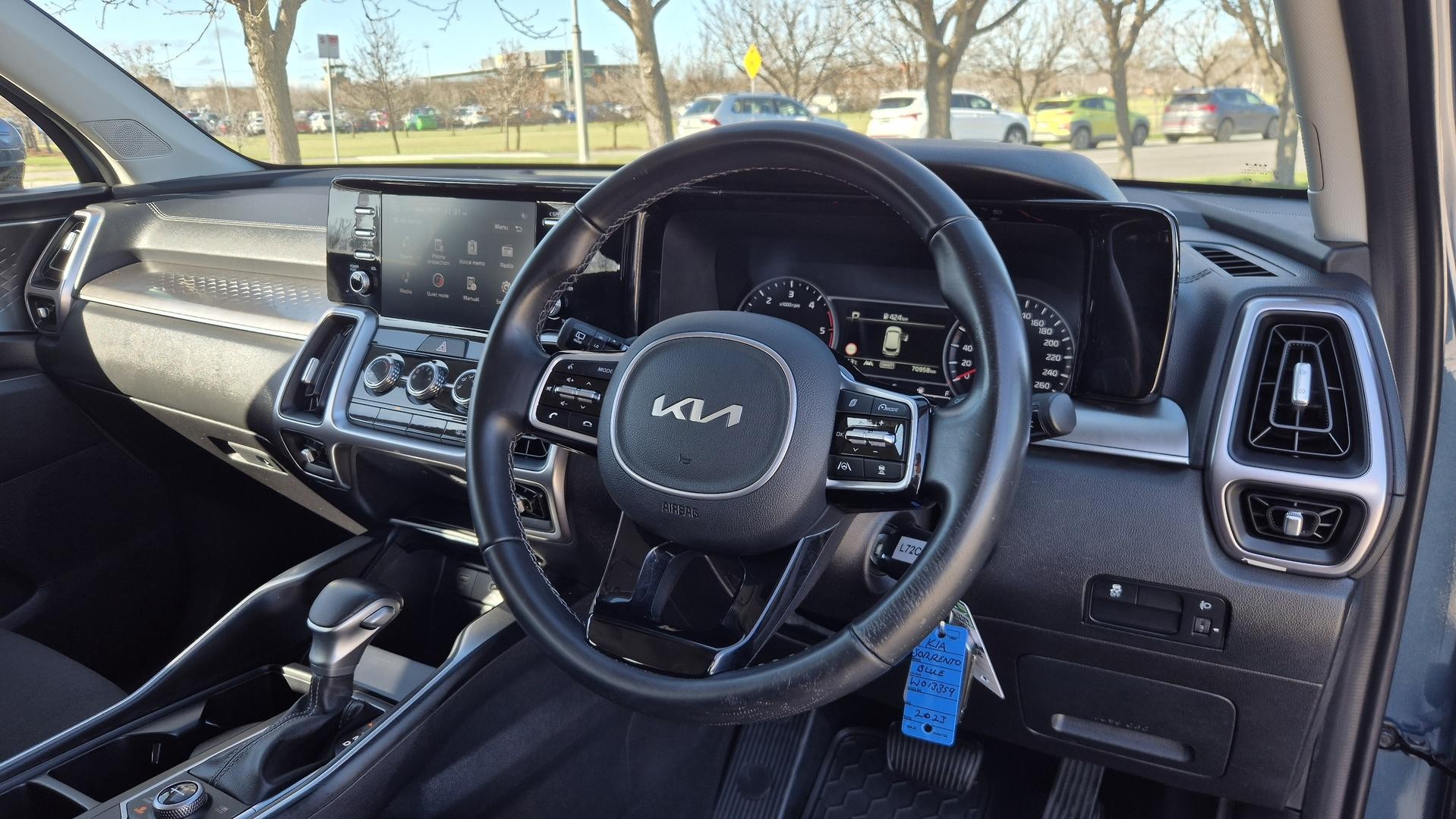 Kia Sorento image 2