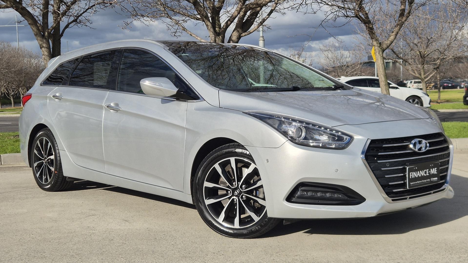 Hyundai I40 image 1