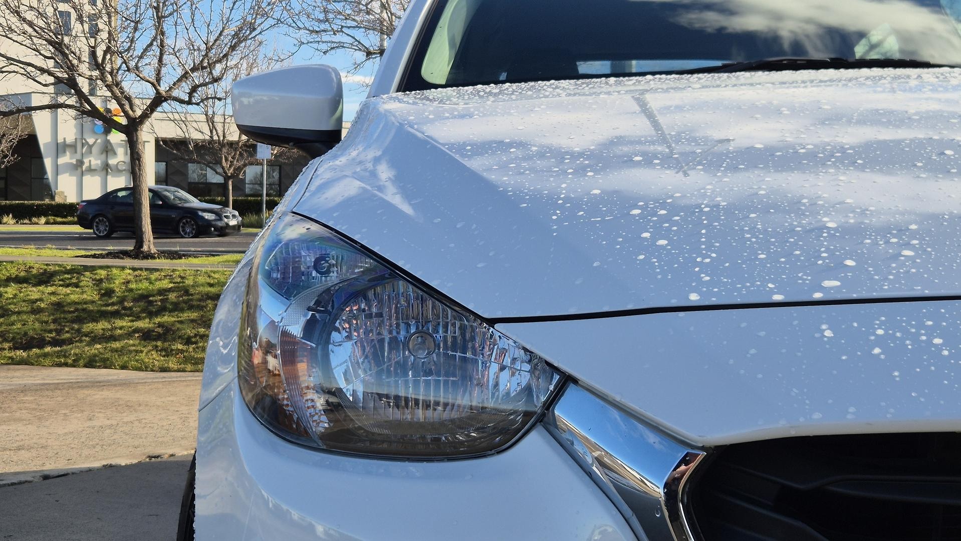 Mazda 2 image 4