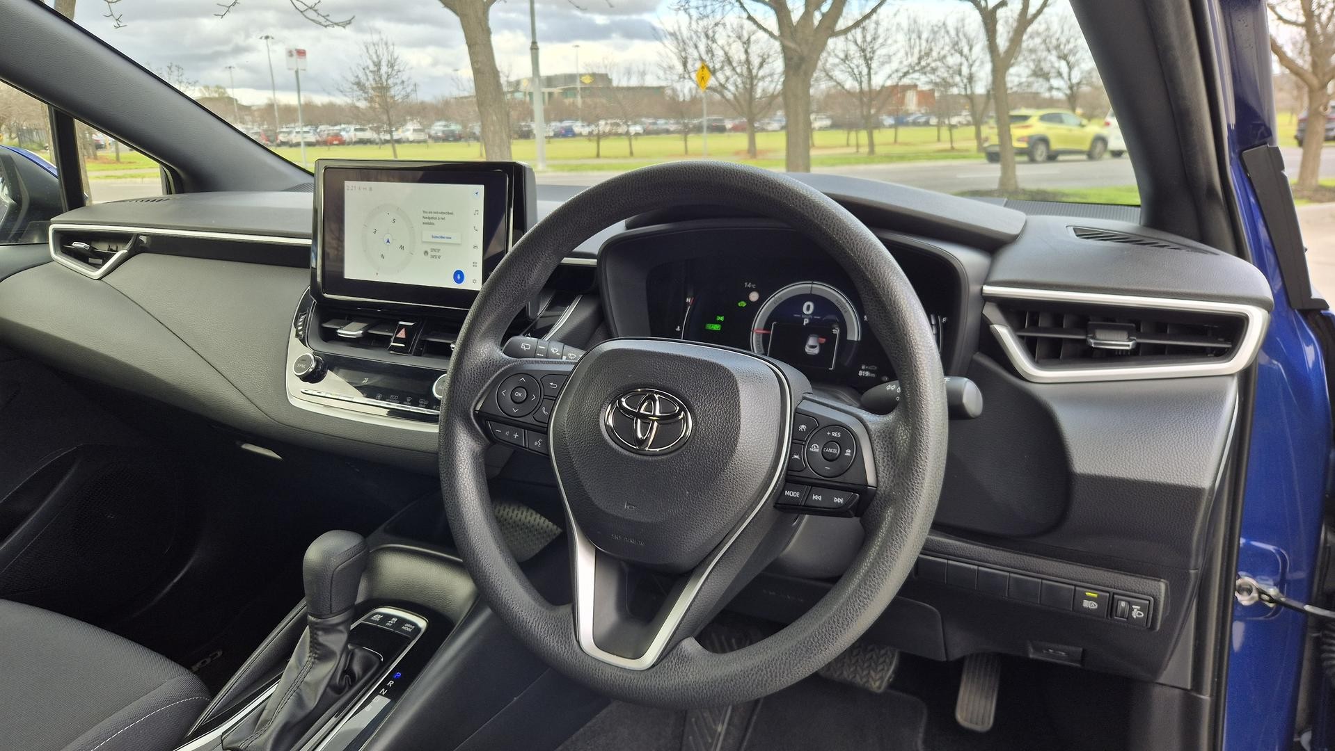 Toyota Corolla image 2