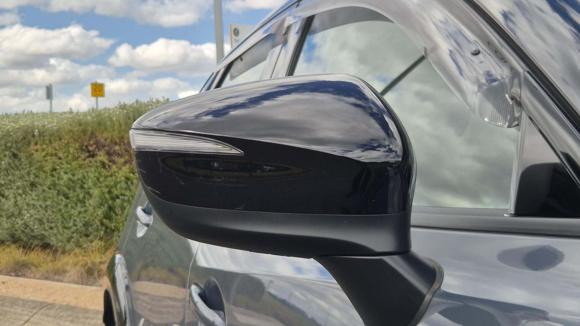 Mazda Cx-3 image 4