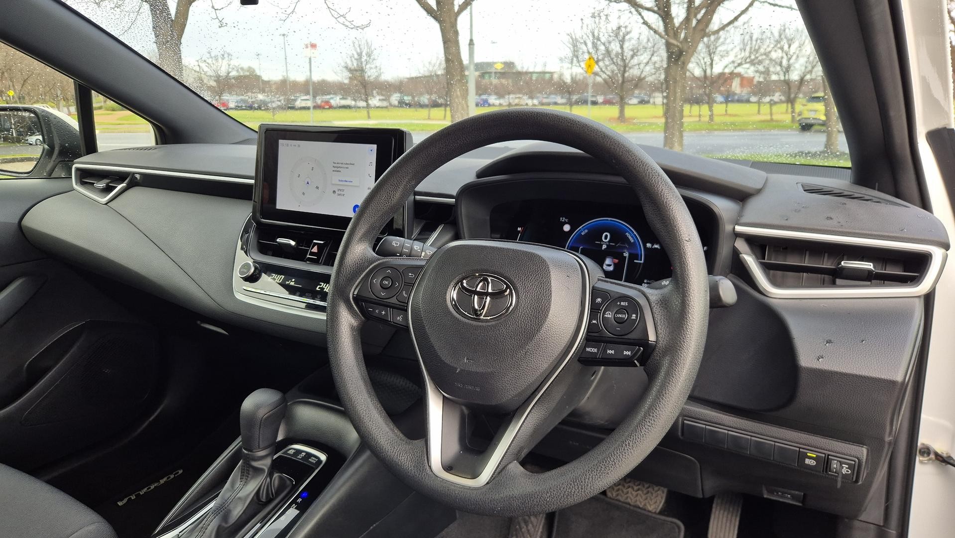 Toyota Corolla image 2