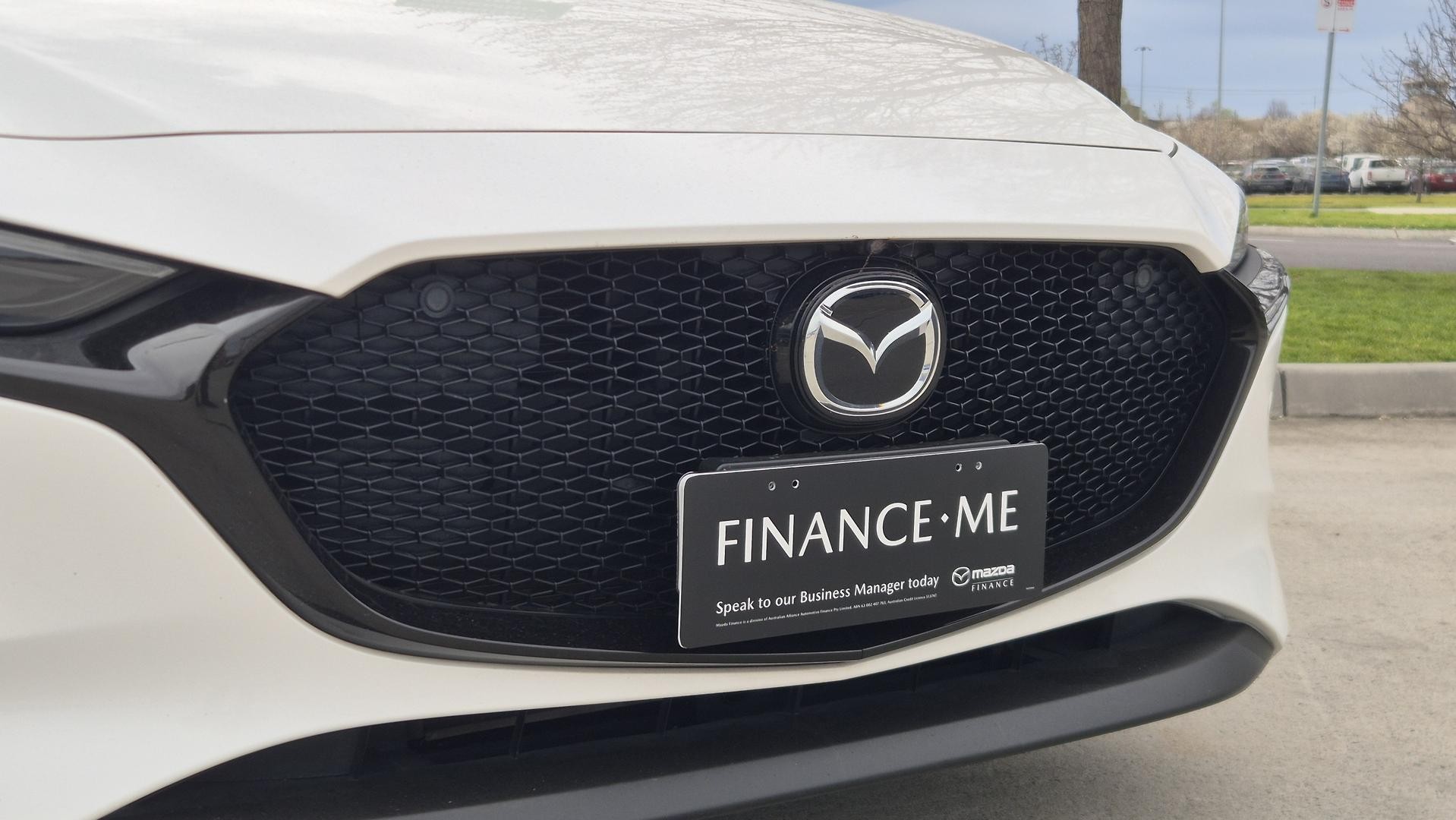 Mazda 3 image 4