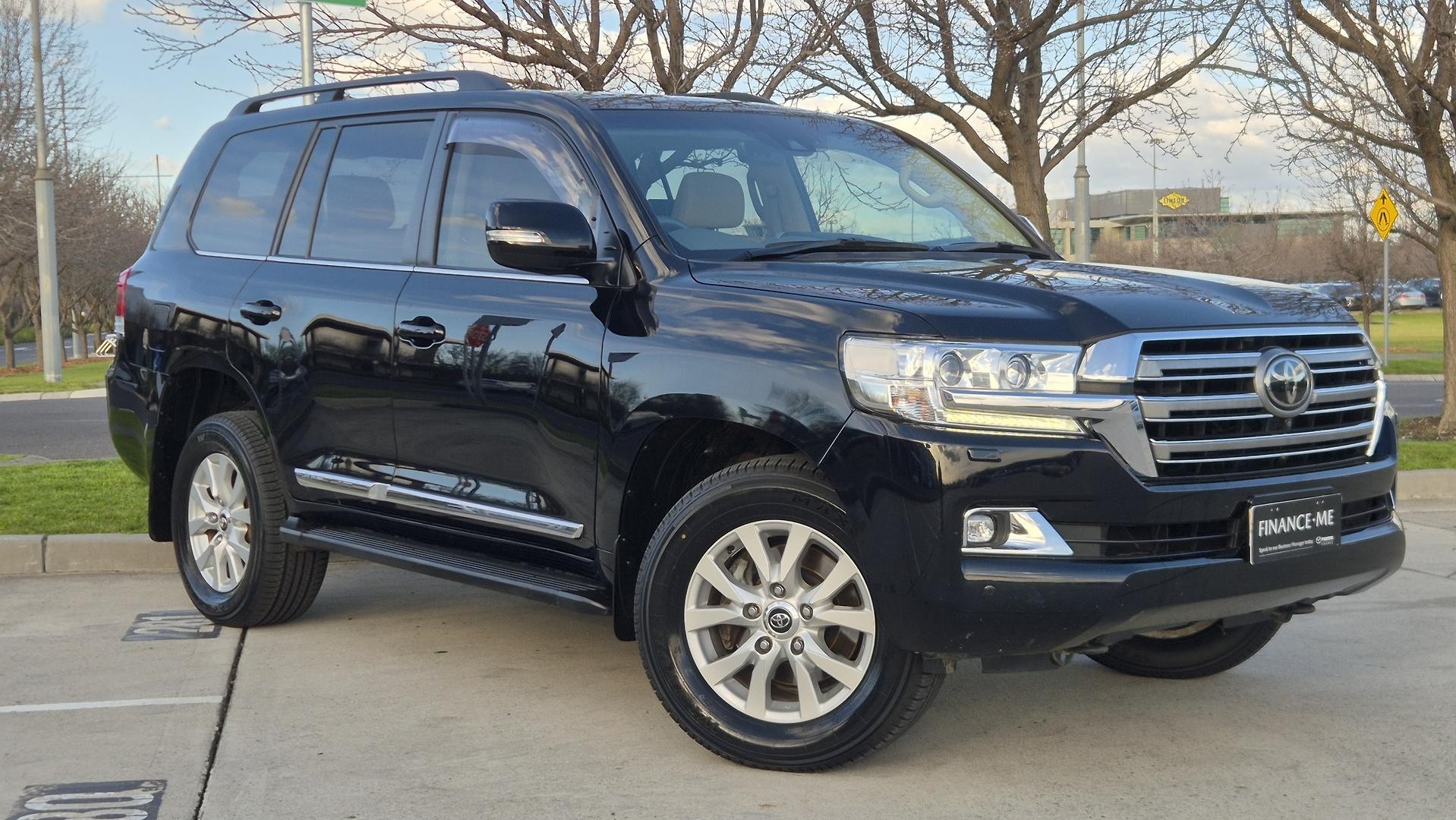 Toyota Landcruiser image 1