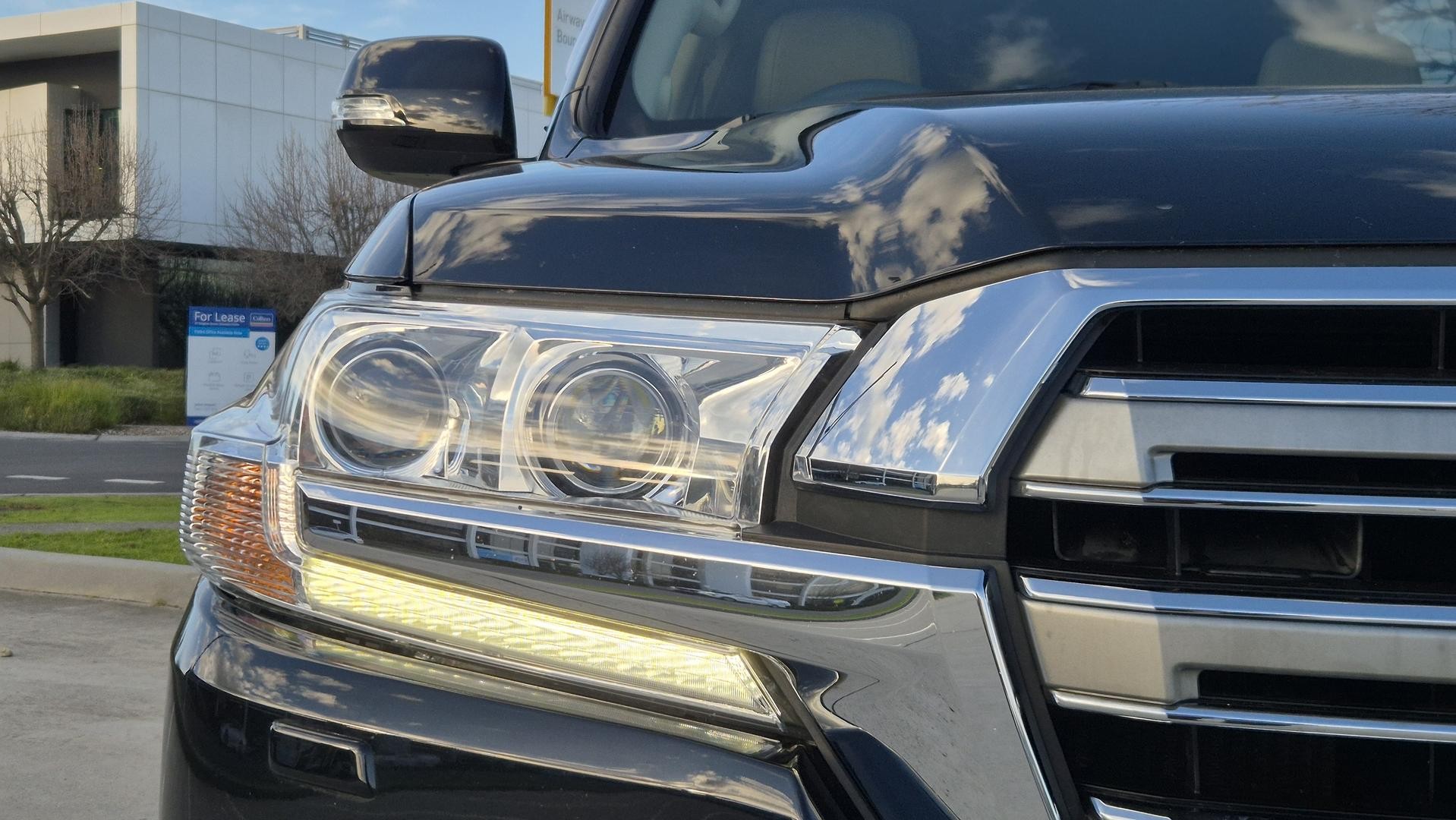 Toyota Landcruiser image 3