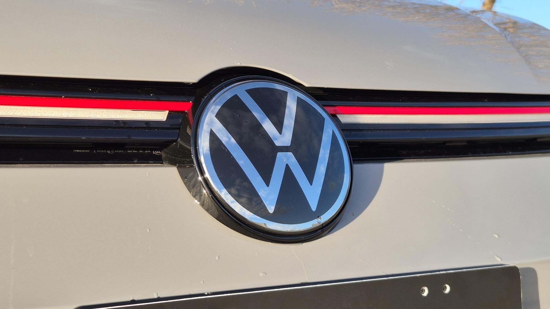 Volkswagen Golf image 4