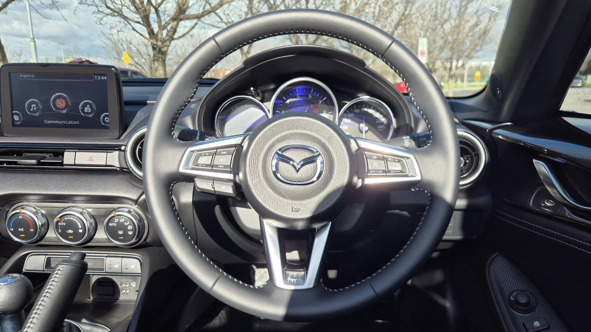 Mazda Mx-5 image 2