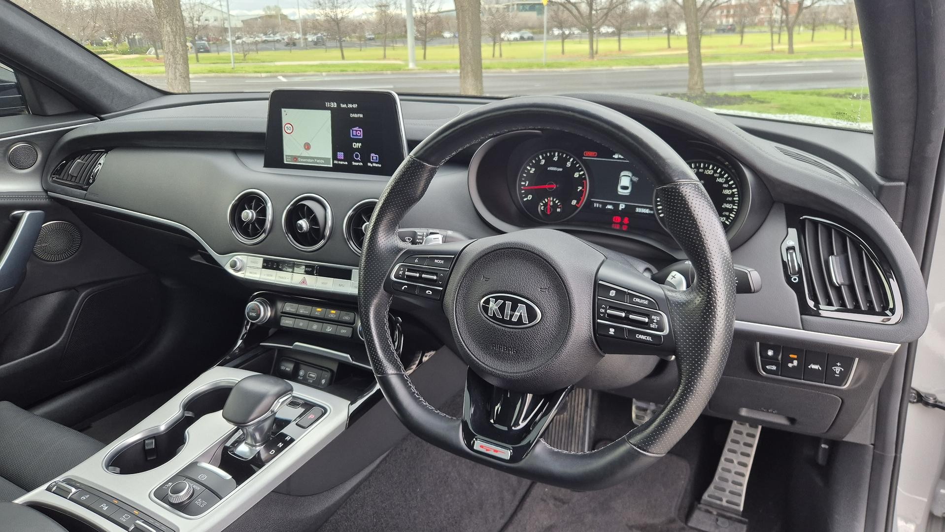 Kia Stinger image 2
