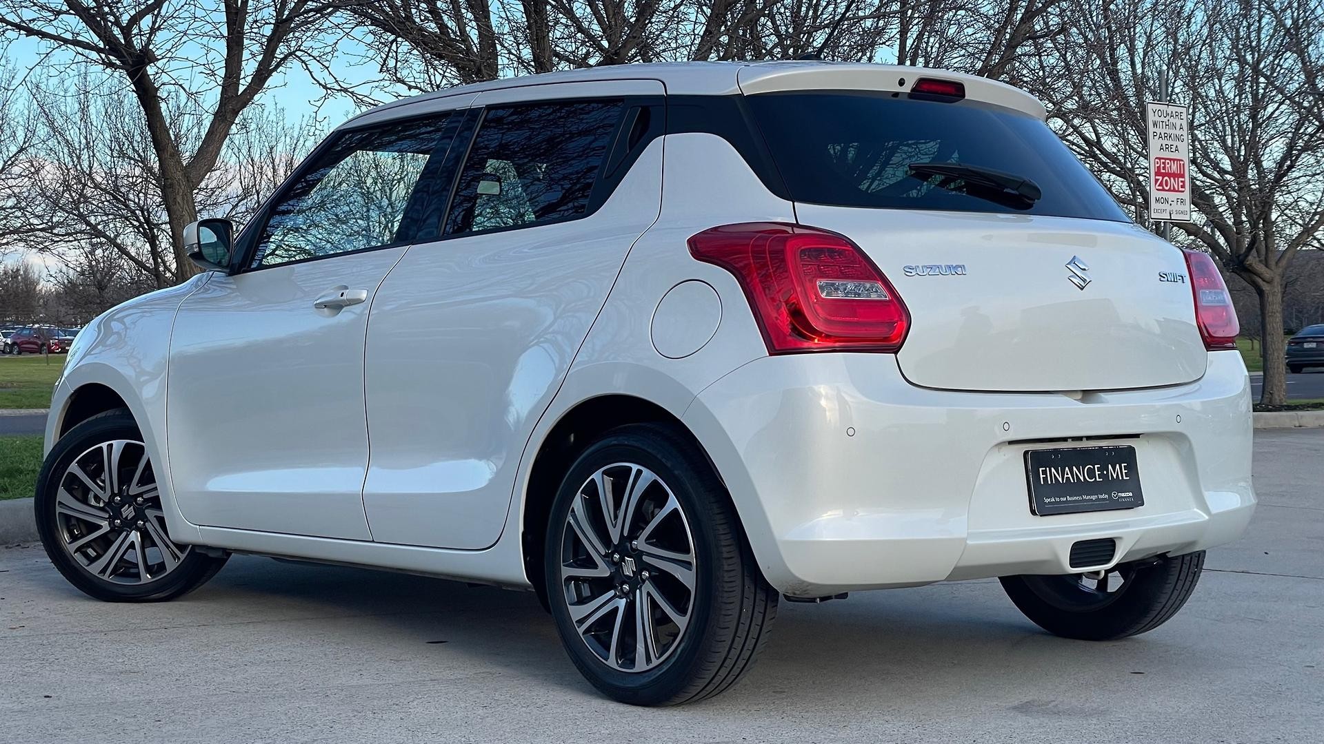 Suzuki Swift image 4