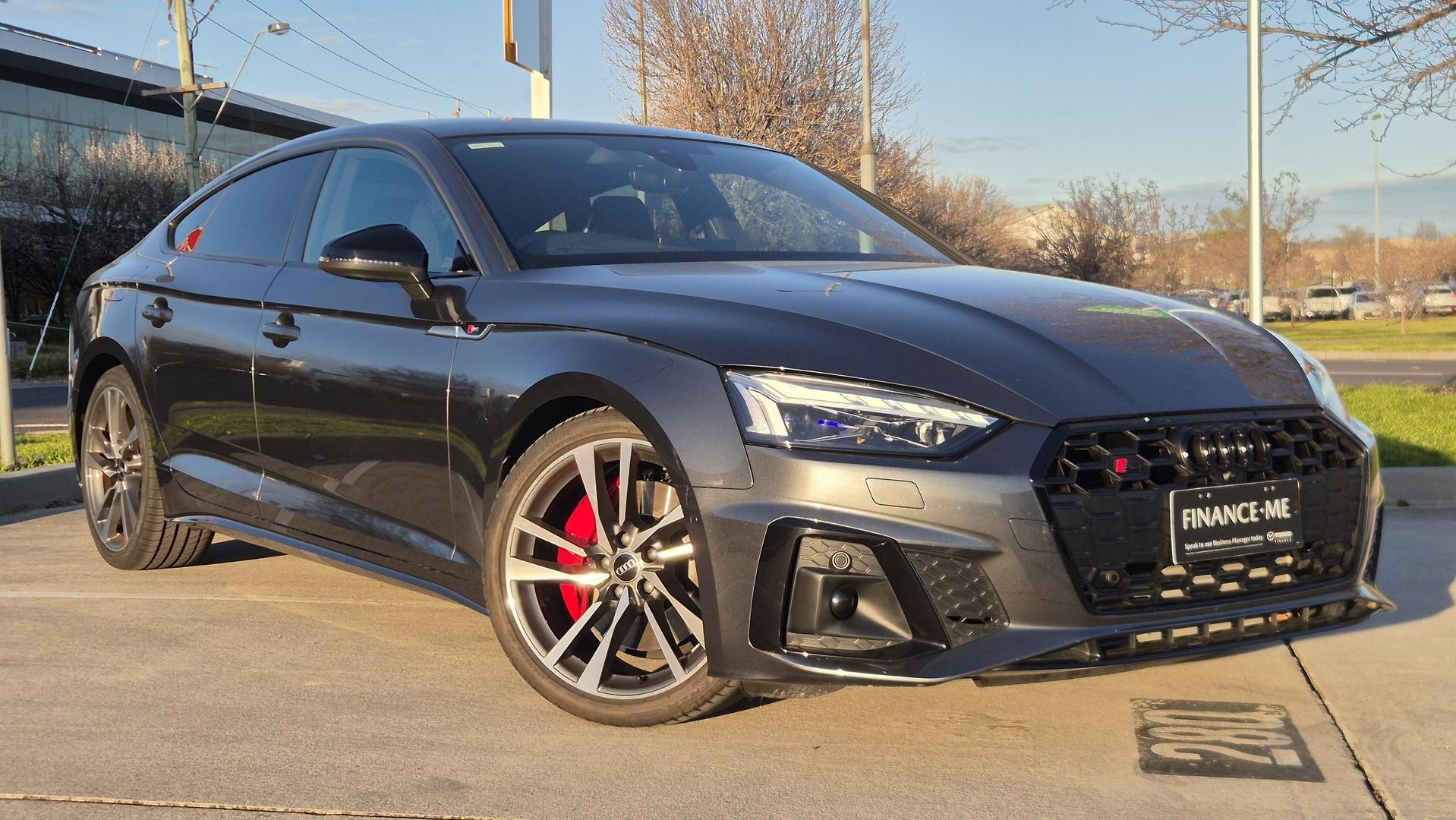 Audi S5 image 1