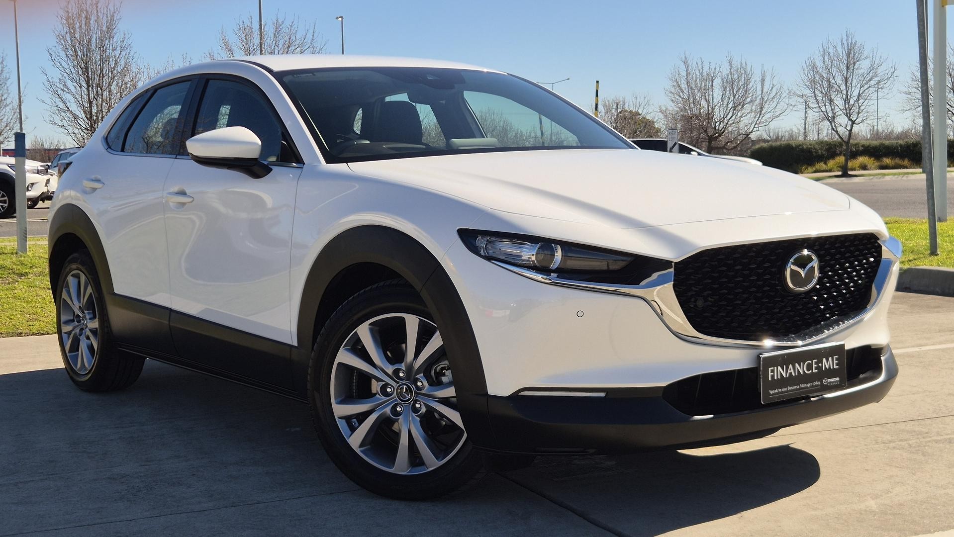 Mazda Cx-30 image 1