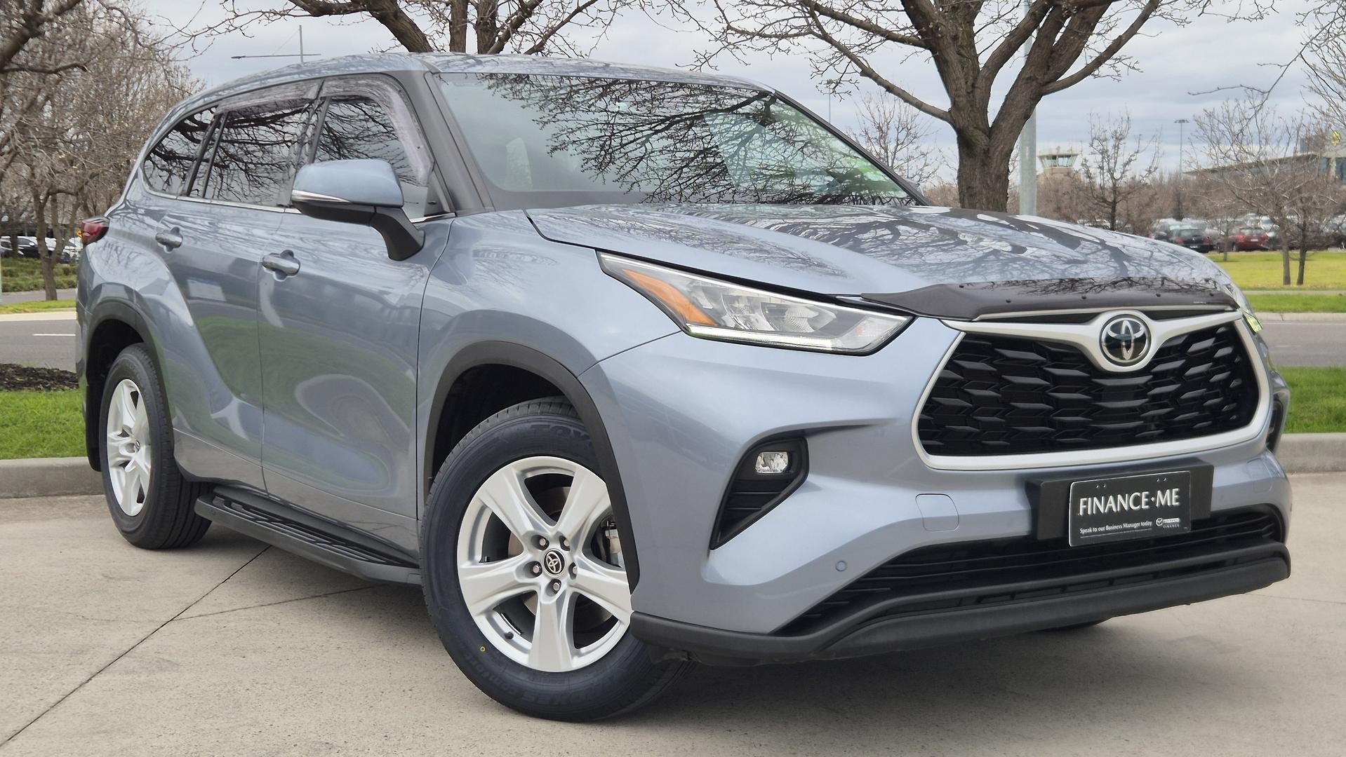 Toyota Kluger image 1