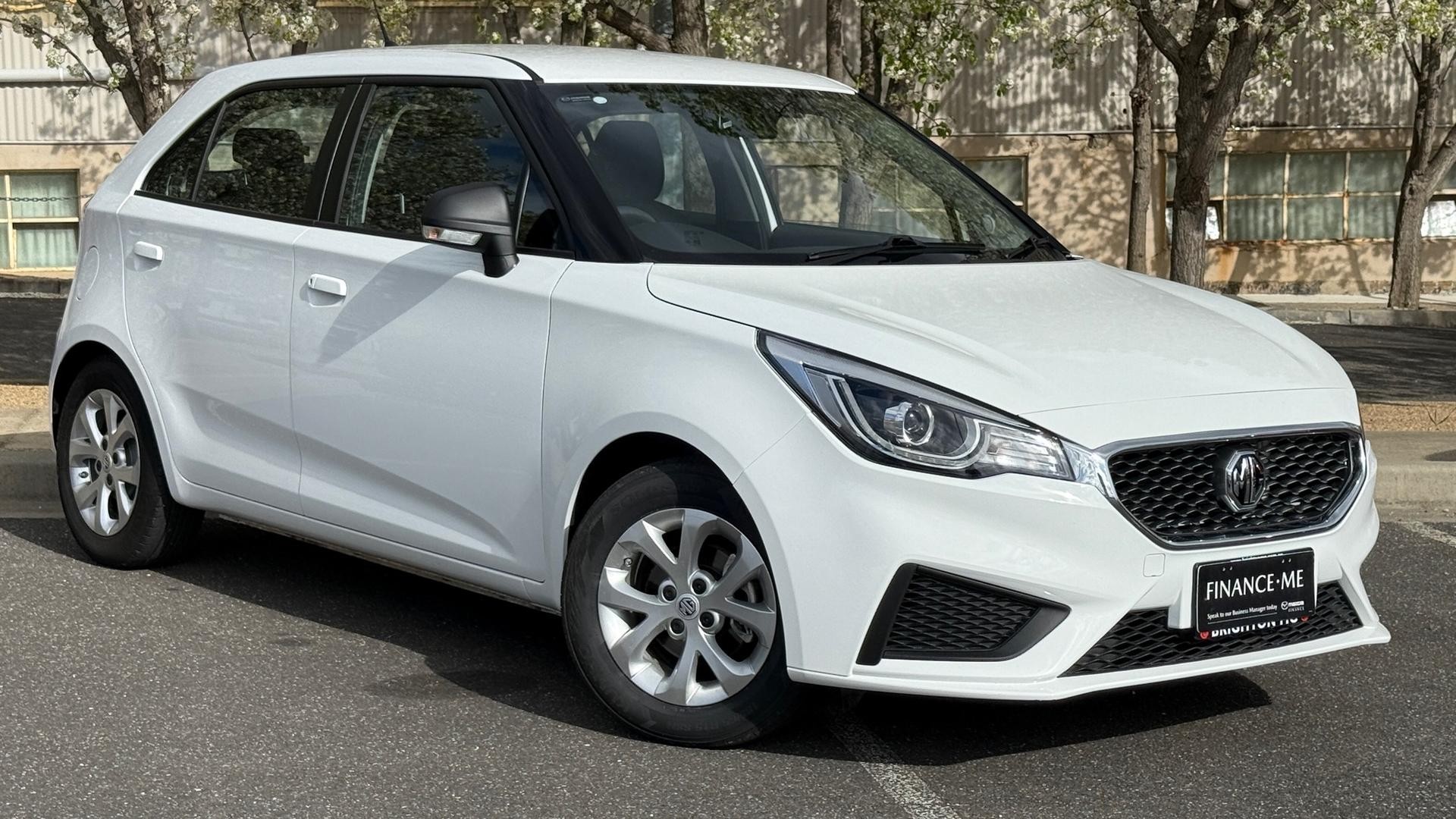 MG Mg3 image 1