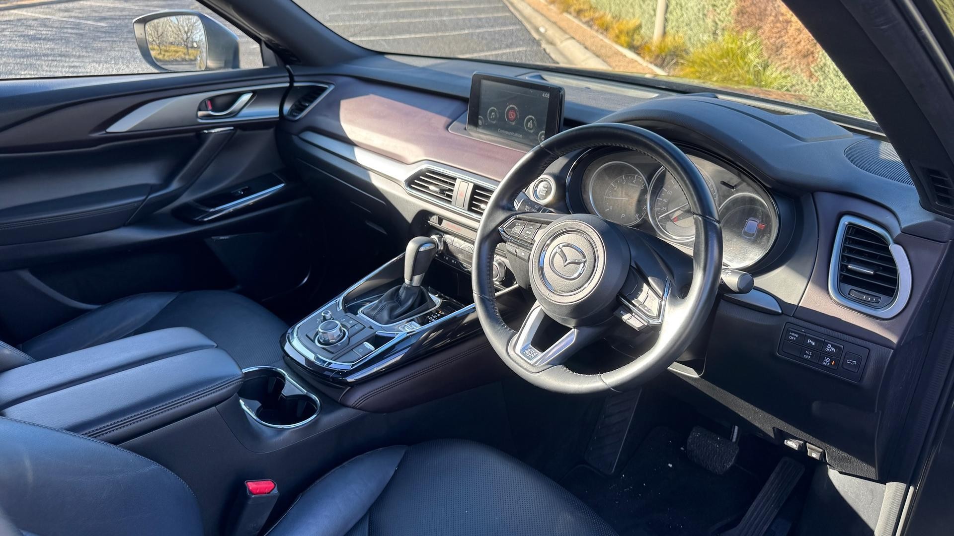 Mazda Cx-9 image 2