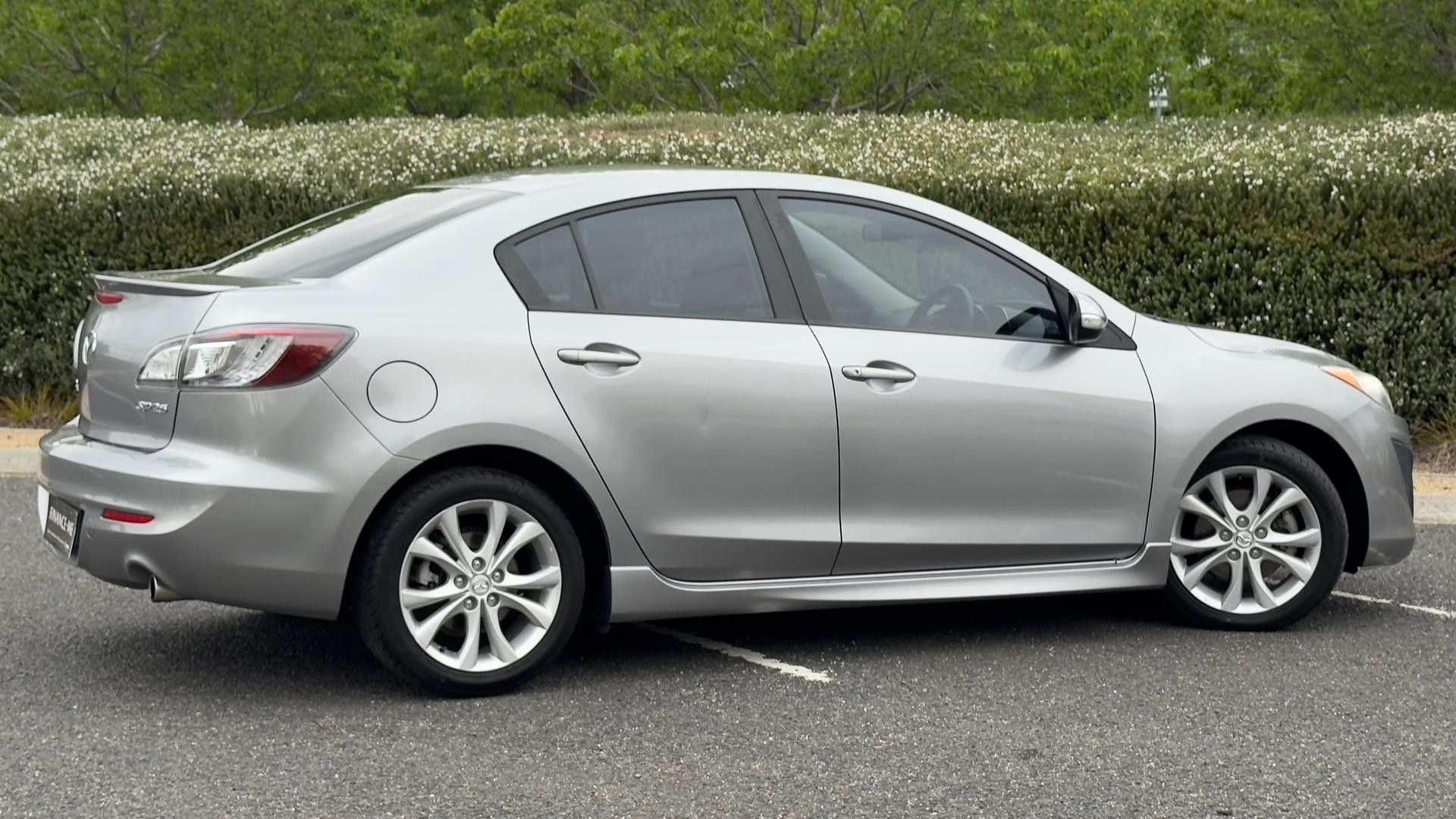 Mazda 3 image 3