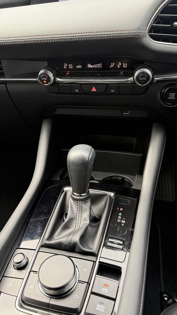 Mazda 3 image 3