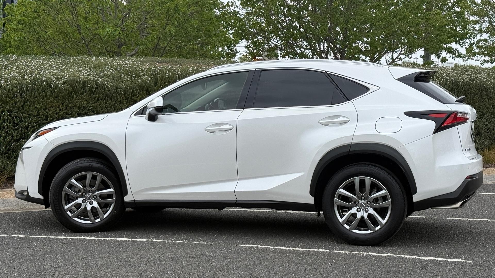 Lexus Nx image 4