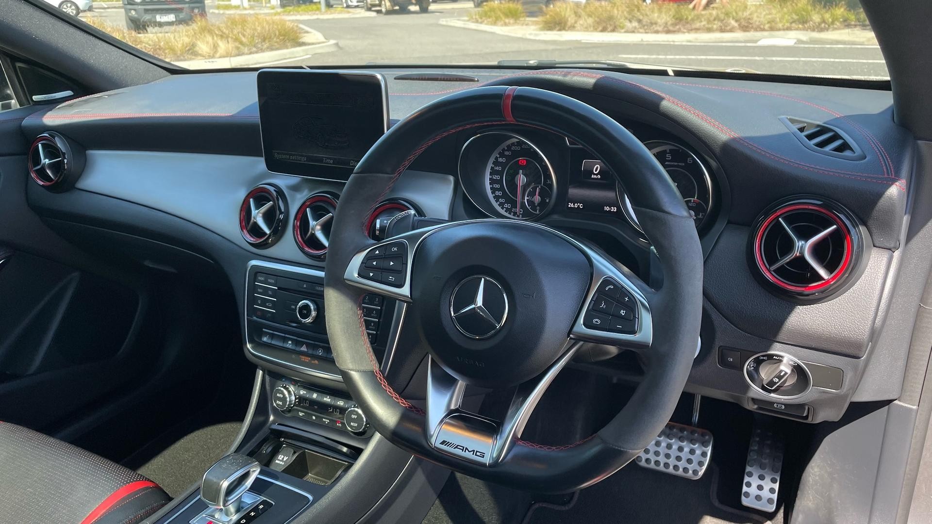 Mercedes Benz Cla-class image 2